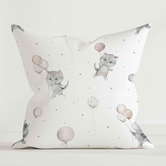 "Katze mit Luftballons" Premium Kinder Dekokissen