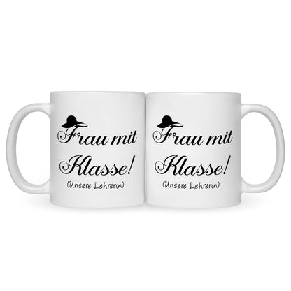 Bedruckte Tasse mit Spruch Frau mit Klasse
