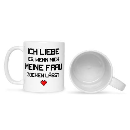 Bedruckte Tasse mit Spruch Ich liebe es wenn mich meine Frau zocken lässt