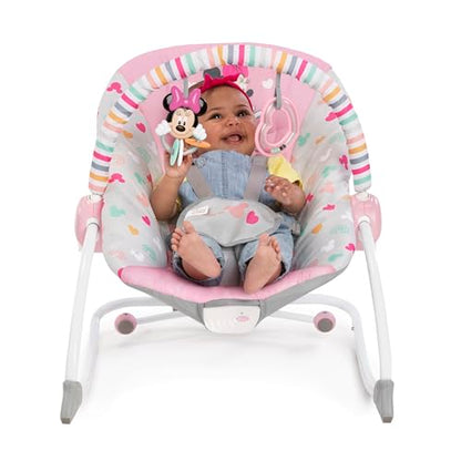 Bright Starts, Disney Baby Minnie Mouse Forever Besties, Wippe für Babies und Kleinkinder, mit beruhigenden Vibrationen, abnehmbarem Spielzeugbogen und 2 Spielzeugen, rose, 12209