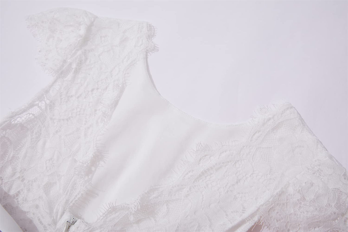 Beganly Mädchen Festtagskleider Spitze V-Rücken Kleid ärmellos Flauschig Tüll Prinzessin Partykleid Blumenmädchen Kleider