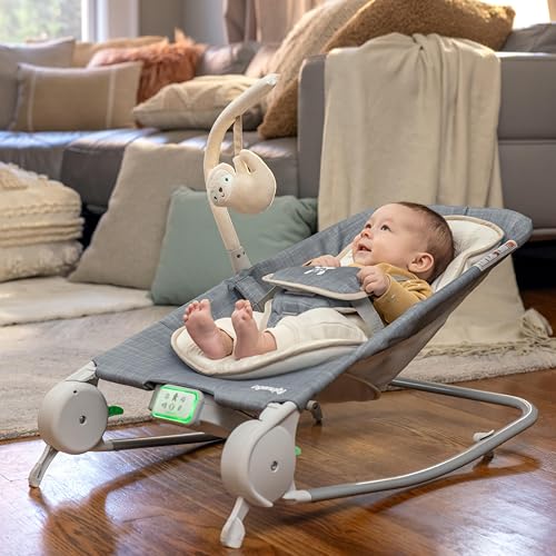 Ingenuity, Cuddle Lamb Babywippe Babyschaukel mit Schaukelfunktion und Vibrationen, Spielbogen mit 2 Plüsch Spielzeug, Musik, 4 Naturgeräuschen und Lautstärkeregler, ab Geburt bis 18 kg