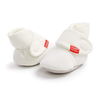 Edoton Infant Boys Girls Warm Slippers Winter White Cute Soft Cotton Unisex Non-Slip Baby Shoes for Christmas First Birthday Gift.