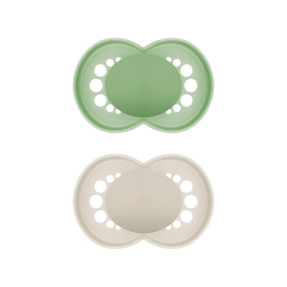 MAM Original Schnuller im 2er-Set, zahnfreundlicher Baby Schnuller aus nachhaltigen & bio-erneuerbaren Materialien, Sauger aus MAM SkinSoft Silikon, mit Schnullerbox, 0-6 Monate, Hase/Reh - Meloni2