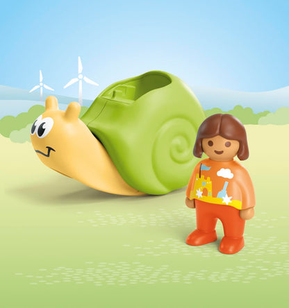 PLAYMOBIL JUNIOR | Tierpension mit Futterspender | nachhaltiges Spielzeug aus biobasierten Kunststoffen | für Kinder ab 1 Jahr | 71690