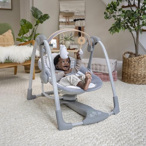 Ingenuity Hugs & Hoots zusammenklappbare & tragbare Babyschaukel, 5 Schaukelgeschwindigkeiten, 8 Melodien, 3 Naturgeräusche, Lautstärkeregulierung und Spielzeugbügel, ab der Geburt bis 9kg