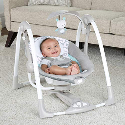 Ingenuity Hugs & Hoots zusammenklappbare & tragbare Babyschaukel, 5 Schaukelgeschwindigkeiten, 8 Melodien, 3 Naturgeräusche, Lautstärkeregulierung und Spielzeugbügel, ab der Geburt bis 9kg