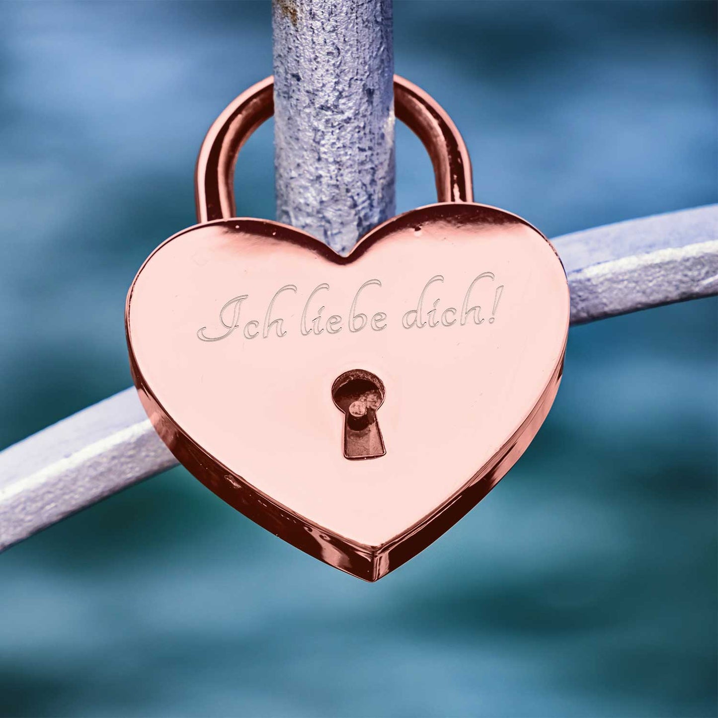 Herzschloss in Rosegold mit Gravur