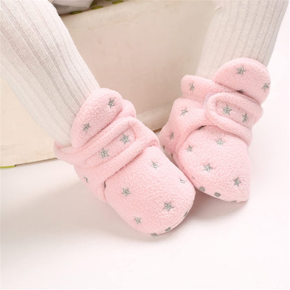 Newborn Warm Winter Booties, Organic Cotton Lining and Non-Slip Stripes, Booties, Sock Shoes for Winter with Soft Sole, Crawling Shoes, Size 0 - 18 Months, Baby Boys and Girls, Prewalker and Toddler Shoes