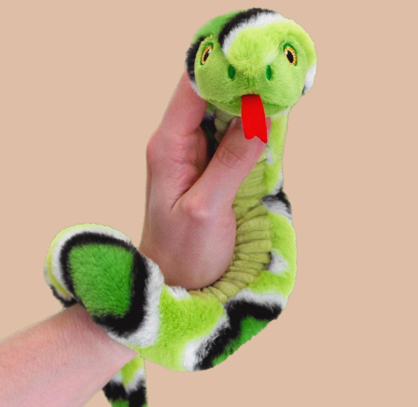Deluxe Paws Plüsch, kuschelig, weich, Öko-Spielzeug, 100% recycelt (Kuh)