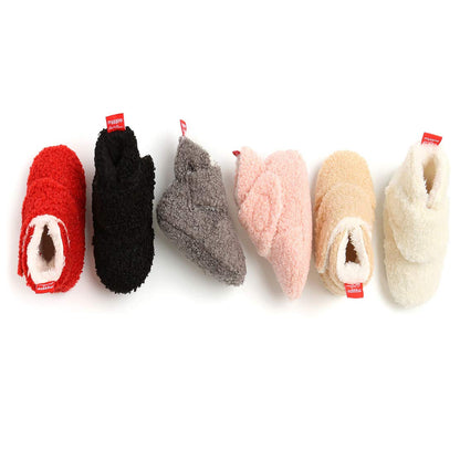 Edoton Infant Boys Girls Warm Slippers Winter White Cute Soft Cotton Unisex Non-Slip Baby Shoes for Christmas First Birthday Gift.