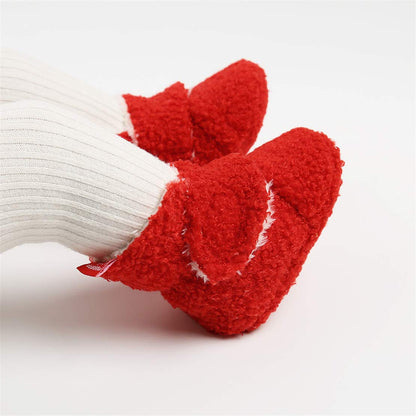 Edoton Infant Boys Girls Warm Slippers Winter White Cute Soft Cotton Unisex Non-Slip Baby Shoes for Christmas First Birthday Gift.