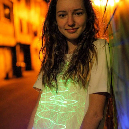 Illuminated Apparel Leuchtet Im Dunkeln Interaktives Leucht-T-Shirt