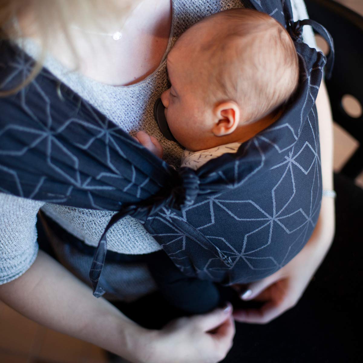Hoppediz Babytrage Primeo, für Neugeborene ab Geburt, Bauchtrage, Rückentrage, 100% Bio-Baumwolle, Djerba