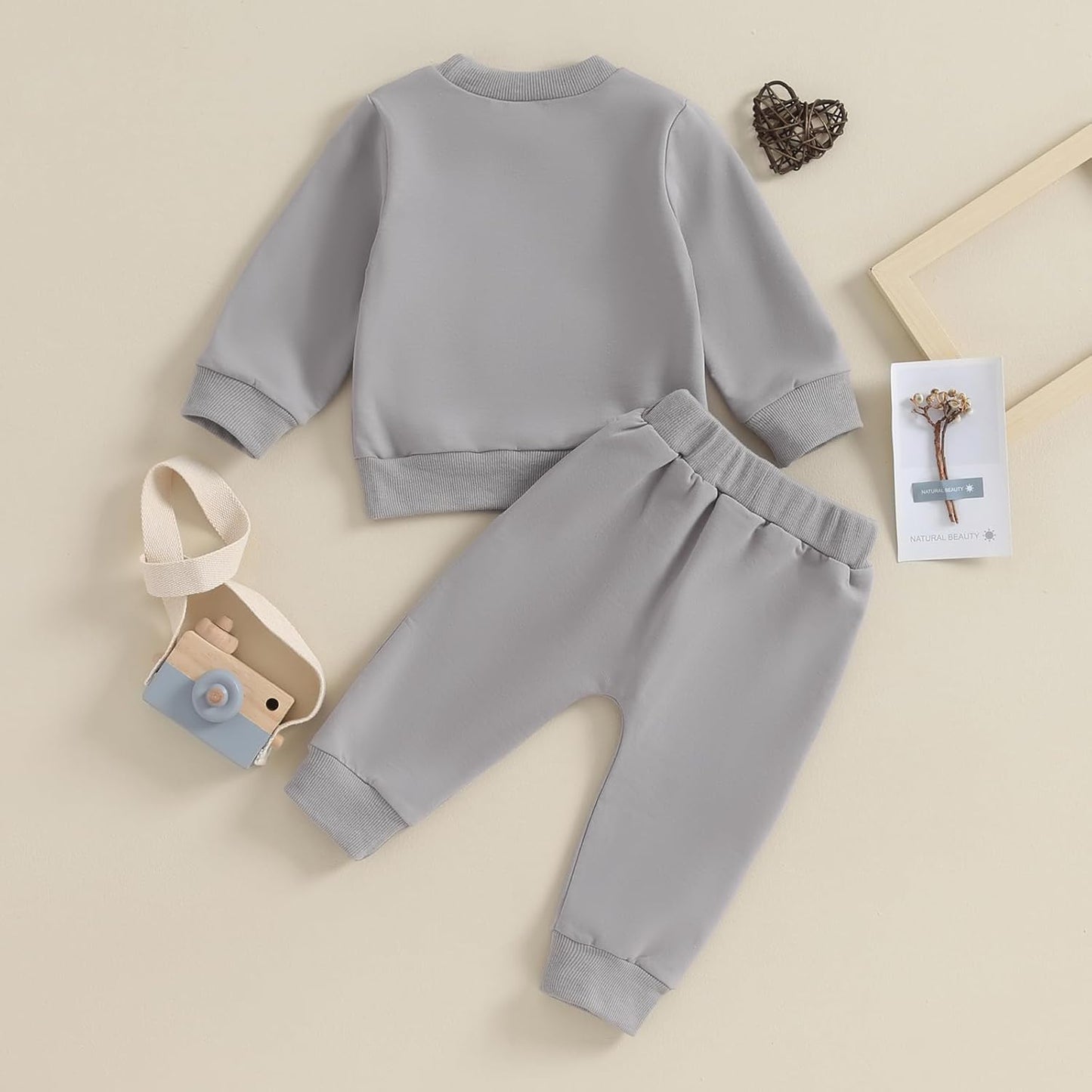 Baby Boys' Two-Piece Outfit, Long Sleeve Sweatshirt + Trousers, 2-Piece Set, Baby Clothing, 0-3 Years, Children's Outfit for Baby Boys 
