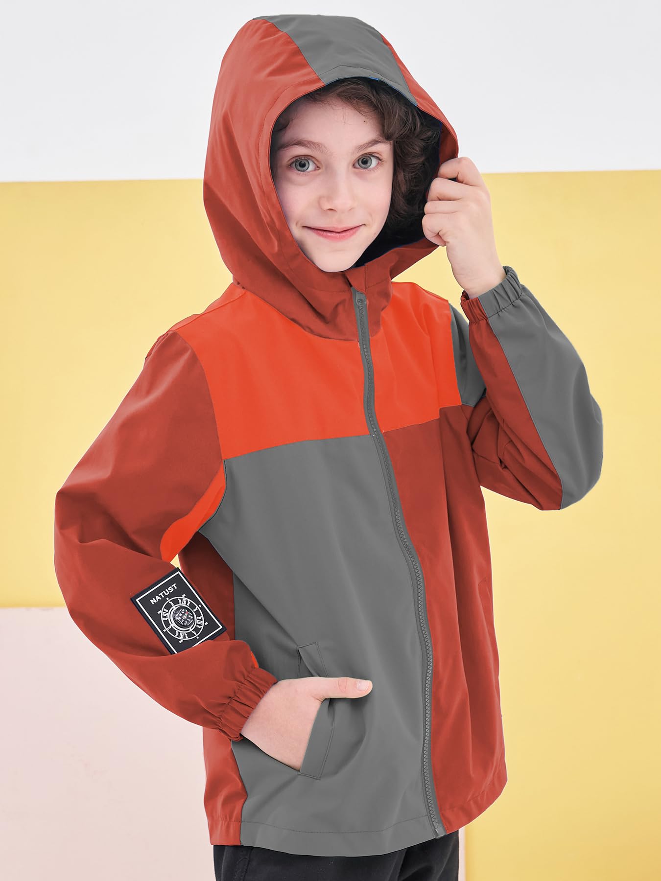NATUST Kids Boys Waterproof Jacket Lightweight Transition Jacket Windproof Rain Jacket with Hood 
