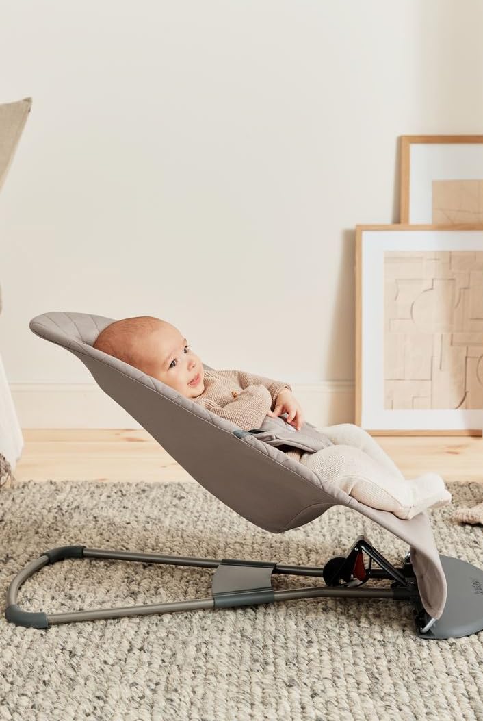 BabyBjörn Bliss Baby Bouncer, Woven, Classic Quilting, Sand Grey 