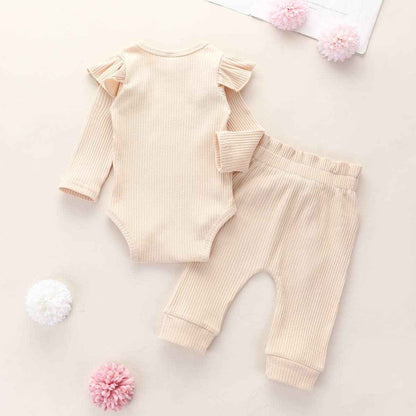 Geagodelia T-45461 Baby Girl Clothing Set, Soft Newborn Outfit with Long-Sleeved Bodysuit Romper, Trousers and Headband / Hat