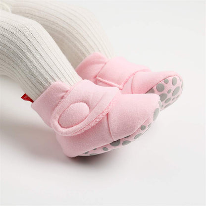 Edoton Infant Boys Girls Warm Slippers Winter White Cute Soft Cotton Unisex Non-Slip Baby Shoes for Christmas First Birthday Gift.