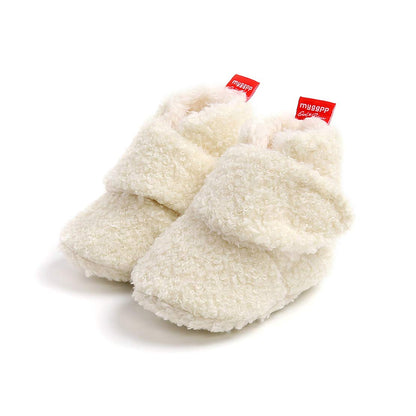 Edoton Infant Boys Girls Warm Slippers Winter White Cute Soft Cotton Unisex Non-Slip Baby Shoes for Christmas First Birthday Gift.