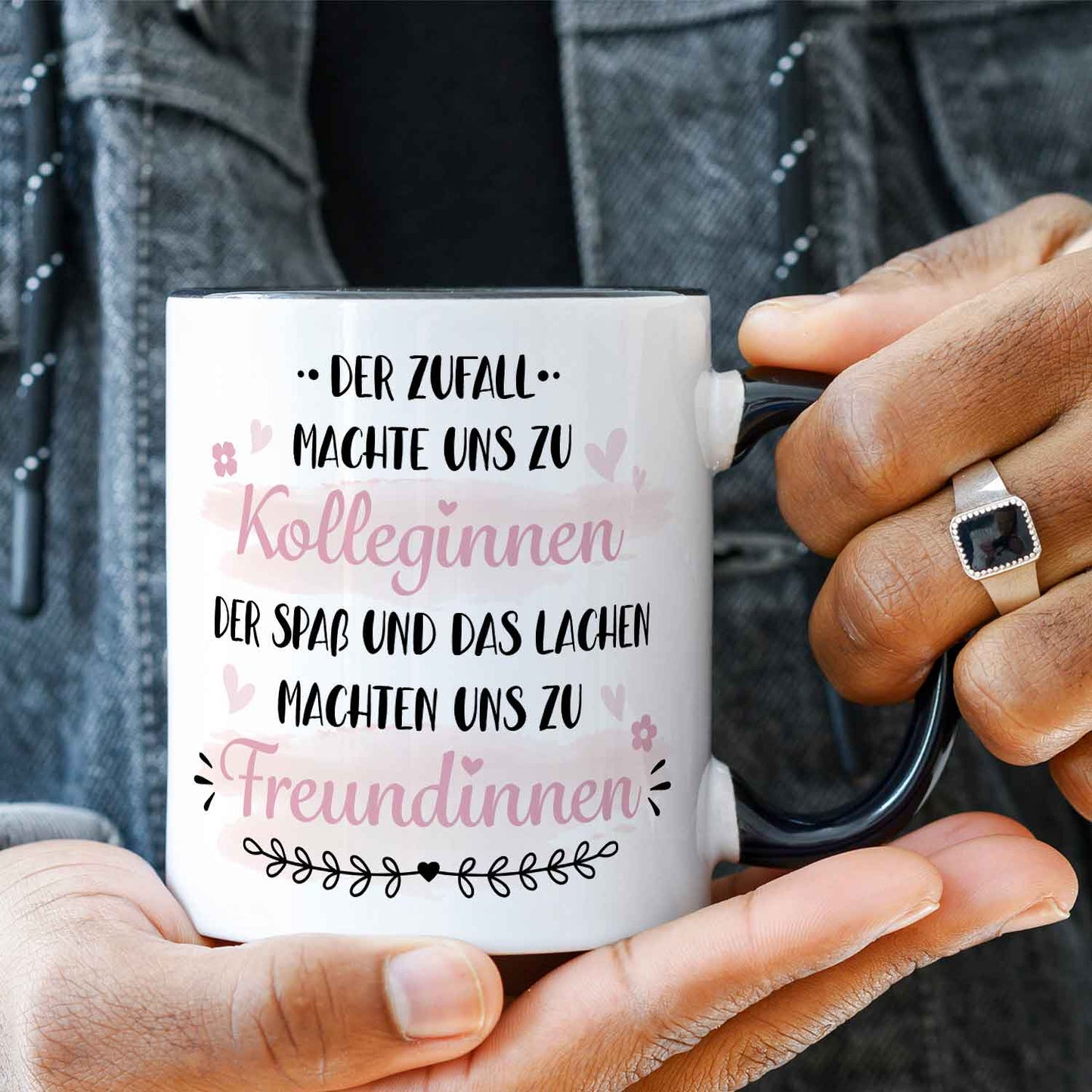 Bedruckte Tasse mit Spruch Der Zufall machte uns zu Kolleginnen