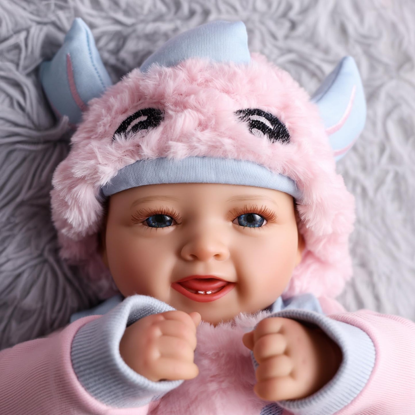 BABESIDE Baby Puppe - 43 cm / 17 Zoll Mädchen Babypuppen mit Stoffkörper - Babypuppe Mit Bezauberndem Outfit, Schnuller Und Babyflasche Als Geschenk FüR Kinder Ab 2 Jahren