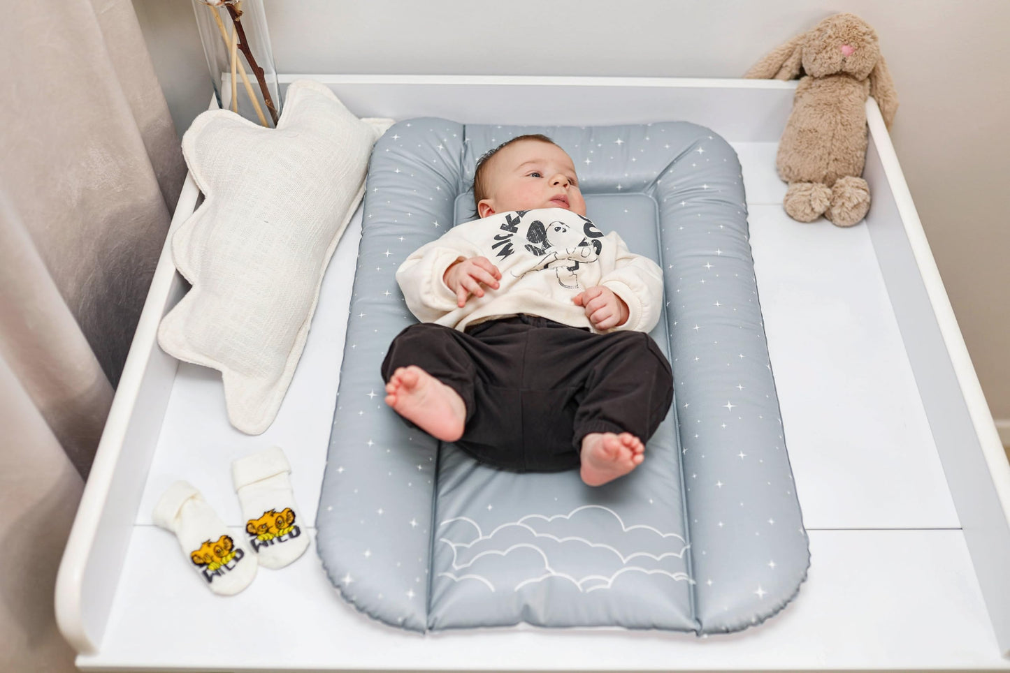 Wickelauflage Wickelunterlage abwaschbar und wasserdicht 75x72 cm - Wickelmatte zum Auflegen auf Wickeltisch Wickelaufsatz Wickelkommode oder Waschmaschine changing mat 75 x 72 Safari Motiv