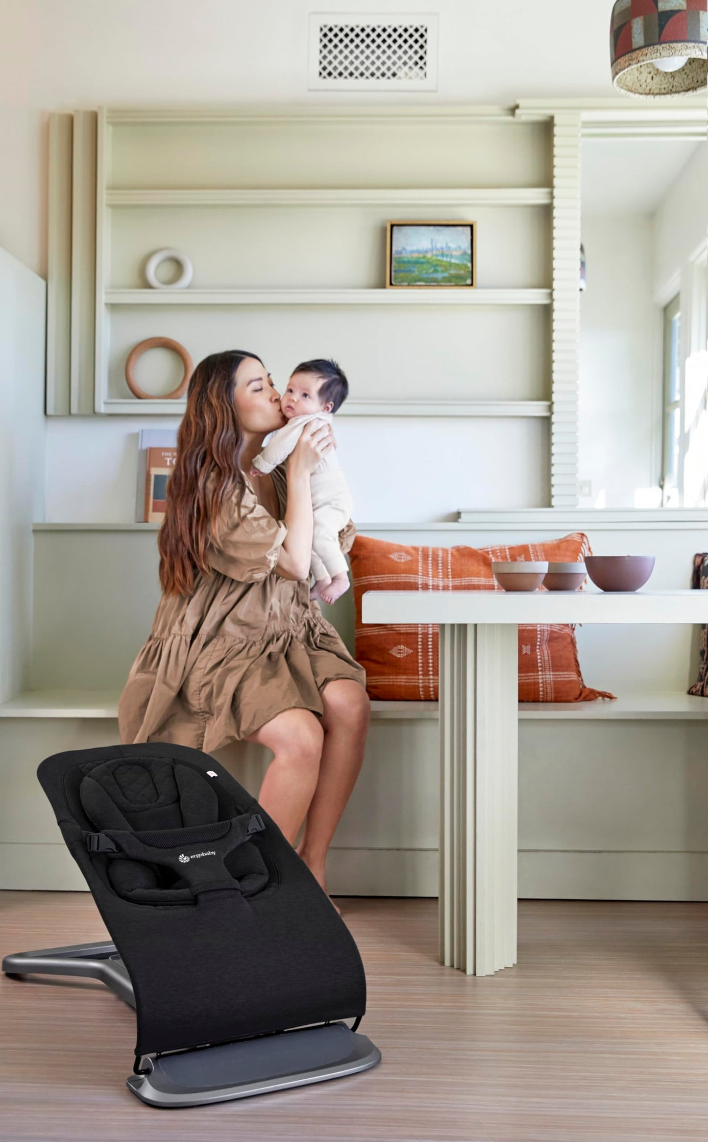 Ergobaby 3-in-1 Evolve Bouncer, Ergonomische Babywippe für Neugeborene ab Geburt bis zum Kleinkind, Babyschaukel mit Neugeboreneneinsatz (2,5 kg - 13,2 kg), Midnight Blue
