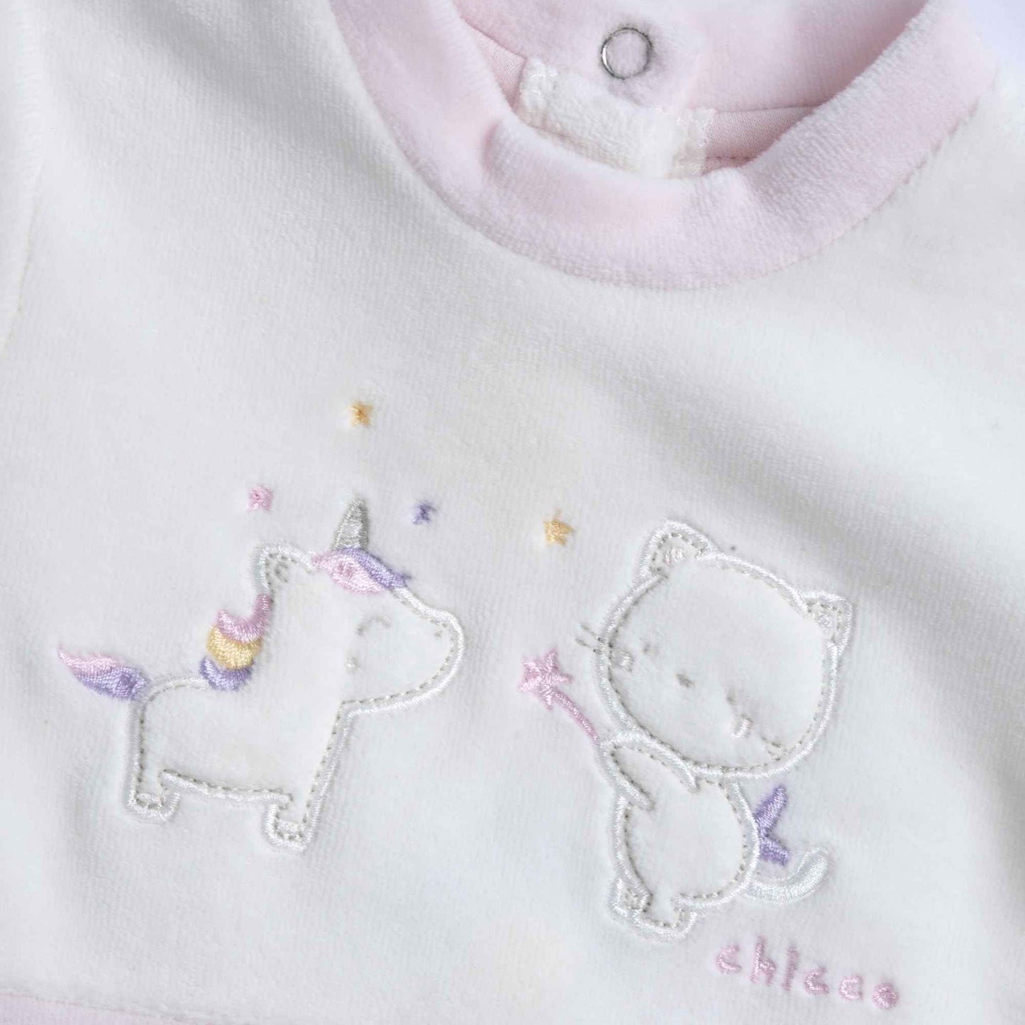 Chicco, Baby romper for boys and girls made of warm and soft velour, with practical button opening, ideal for winter, baby clothes for 0-24 months, designed in Italy