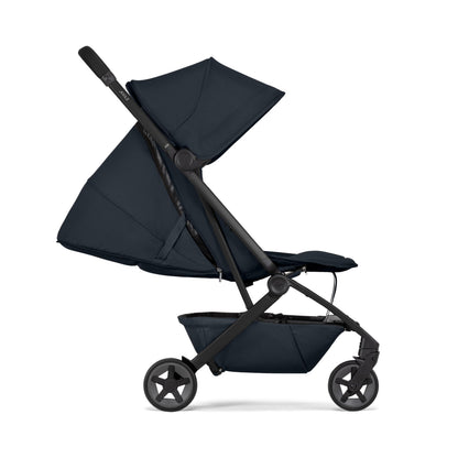 Joolz Aer2 Reise-Kinderwagen – Kompakter Reisebuggy für Babys und Kleinkinder, Einhand-Faltung, Liegefunktion & UPF 50+ Sonnendach, Flugzeug Handgepäck tauglich, ideal für Reisen (Space Black)