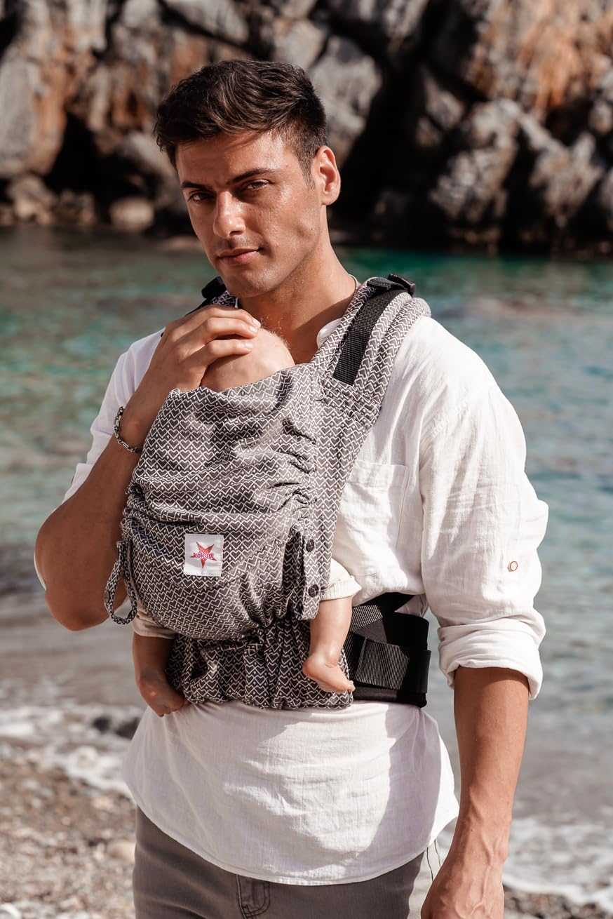 KOKADI Flip X Heart2Heart Cream (Unisize) - Die perfekte Kombi aus dem Komfort eines Fullbuckles und dem Tragen überkreuzt - Ab Geburt - 15 kg, handgefertigt aus 100% Bio-Baumwolle - Beige