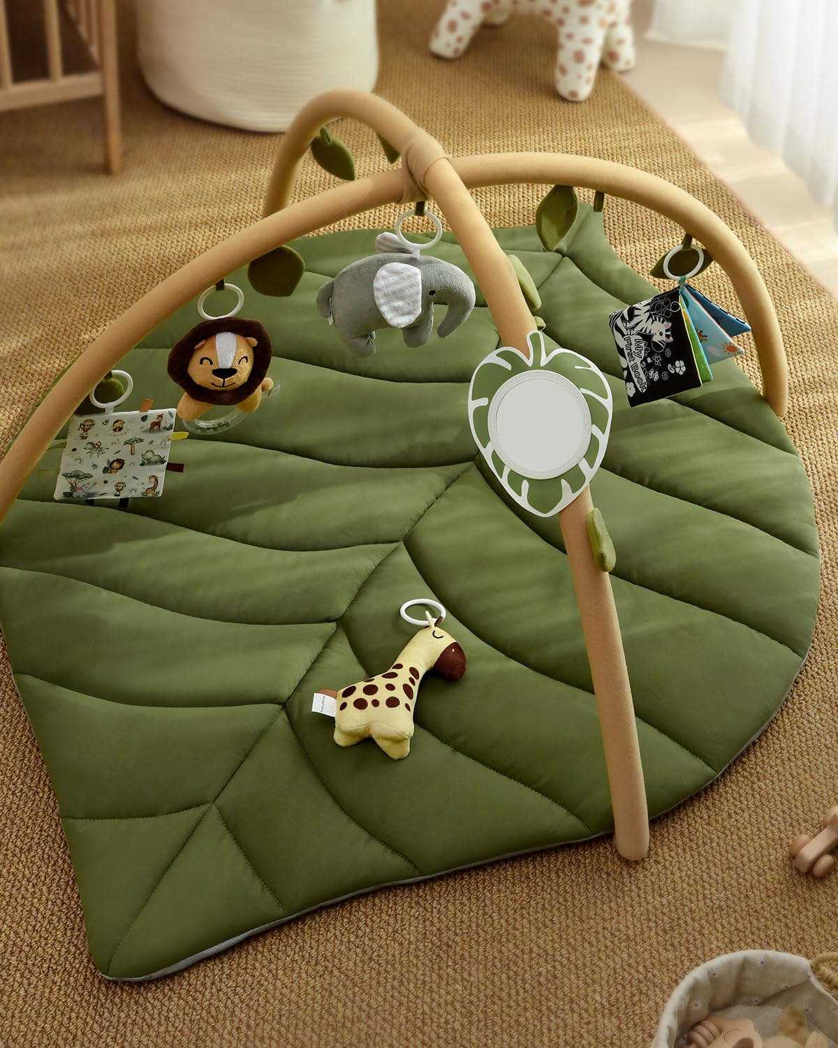 Blissful Diary Spielbogen Baby, Übergroßes Blattförmiges Spieldecke Baby Gym Activity Decke mit 6 Abnehmbare Spielzeuge, krabbeldecke Unverzichtbare Babygeschenke, Waldgrün