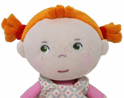 HABA Kuschelpuppe Roya – Weiche Stoffpuppe 25 cm, ideal für Babys und Kleinkinder – waschbar bei 30 °C, ab 6 Monaten – 1303730001
