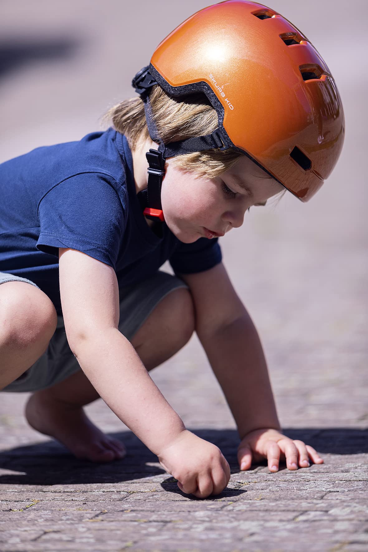 ABUS Skurb Kid Children's Helmet - Robust Bicycle Helmet in Skater Look with Space for a Braid and Various Designs - for Girls and Boys