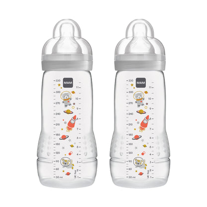 MAM Easy Active Trinkflasche im 2er-Set (330 ml), Baby Trinkflasche inklusive MAM Sauger Größe 2 aus SkinSoft Silikon, Milchflasche mit ergonomischer Form, 4+ Monate, Weltall - Meloni2