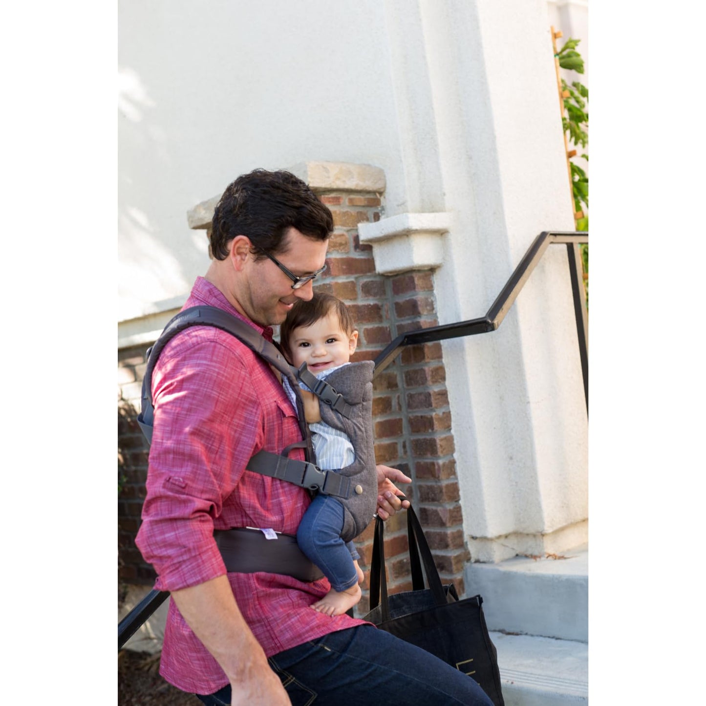 Infantino Flip Advanced 4-in-1 Babytrage, Ergonomisch, Umwandelbar, mit Blickrichtung Nach Innen und Außen, Vorne und Hinten Tragbar für Neugeborene bis Kleinkinder von 3,6-14,5 kg, Grau