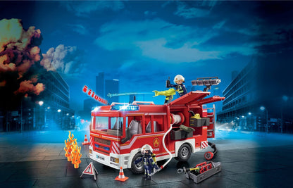PLAYMOBIL City Action 9464 Feuerwehr-Rüstfahrzeug mit Licht und Sound, Ab 5 Jahren