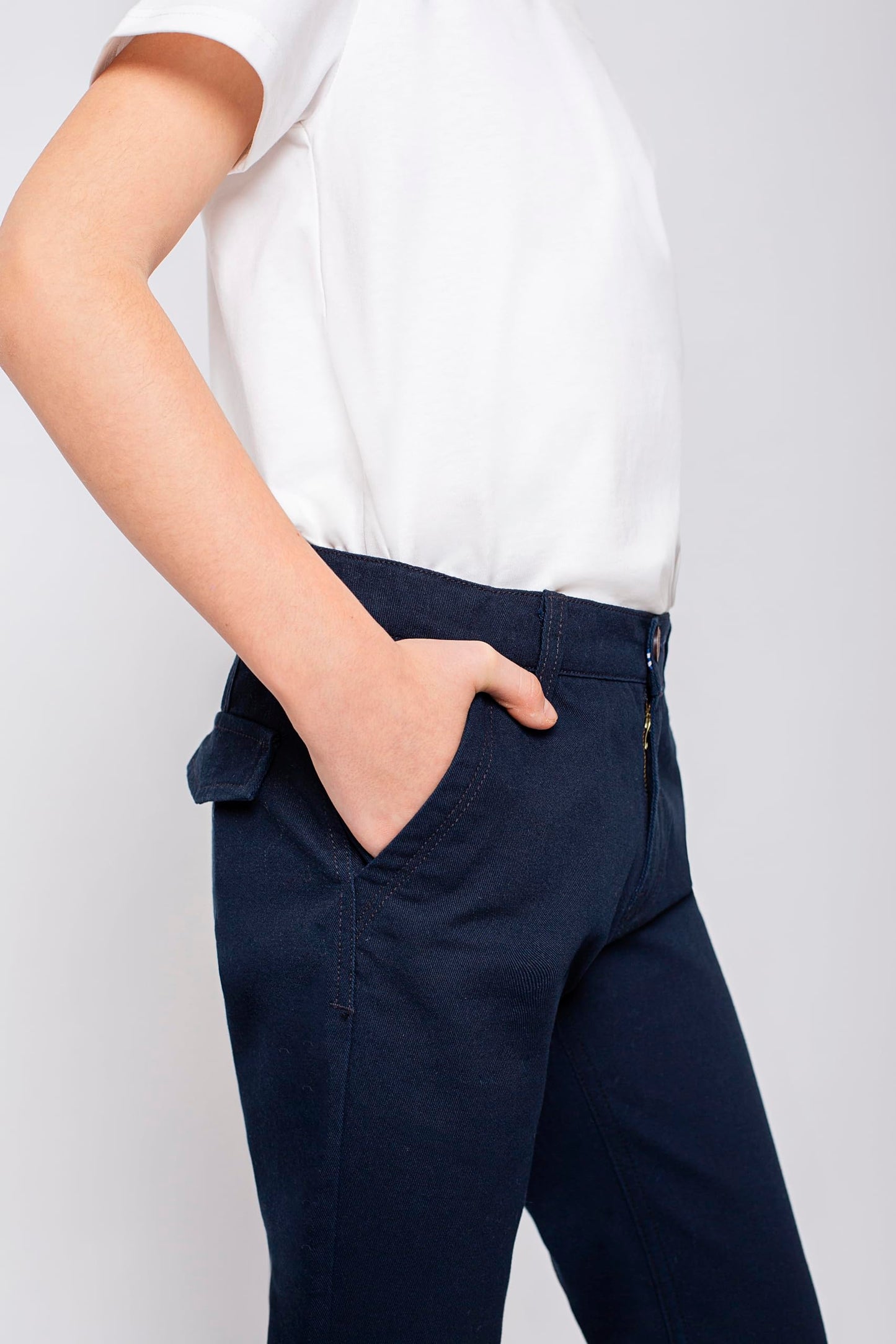 bonolo Chino Hosen für Jungen aus 100% Baumwolle mit Taschen - Stylischer Komfort für Jeden Anlass Marineblau Chinos