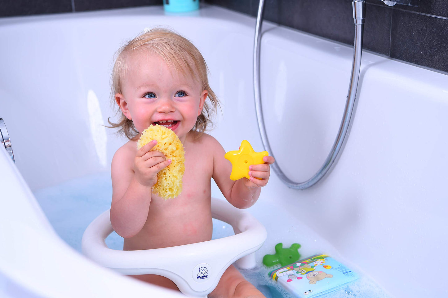 Rotho Babydesign Badewannensitz 3-farbig mit grauem Boden - Rutschfeste und hoher Sitzkomfort mit Kindersicherung - Sitzhilfe - Badesitz