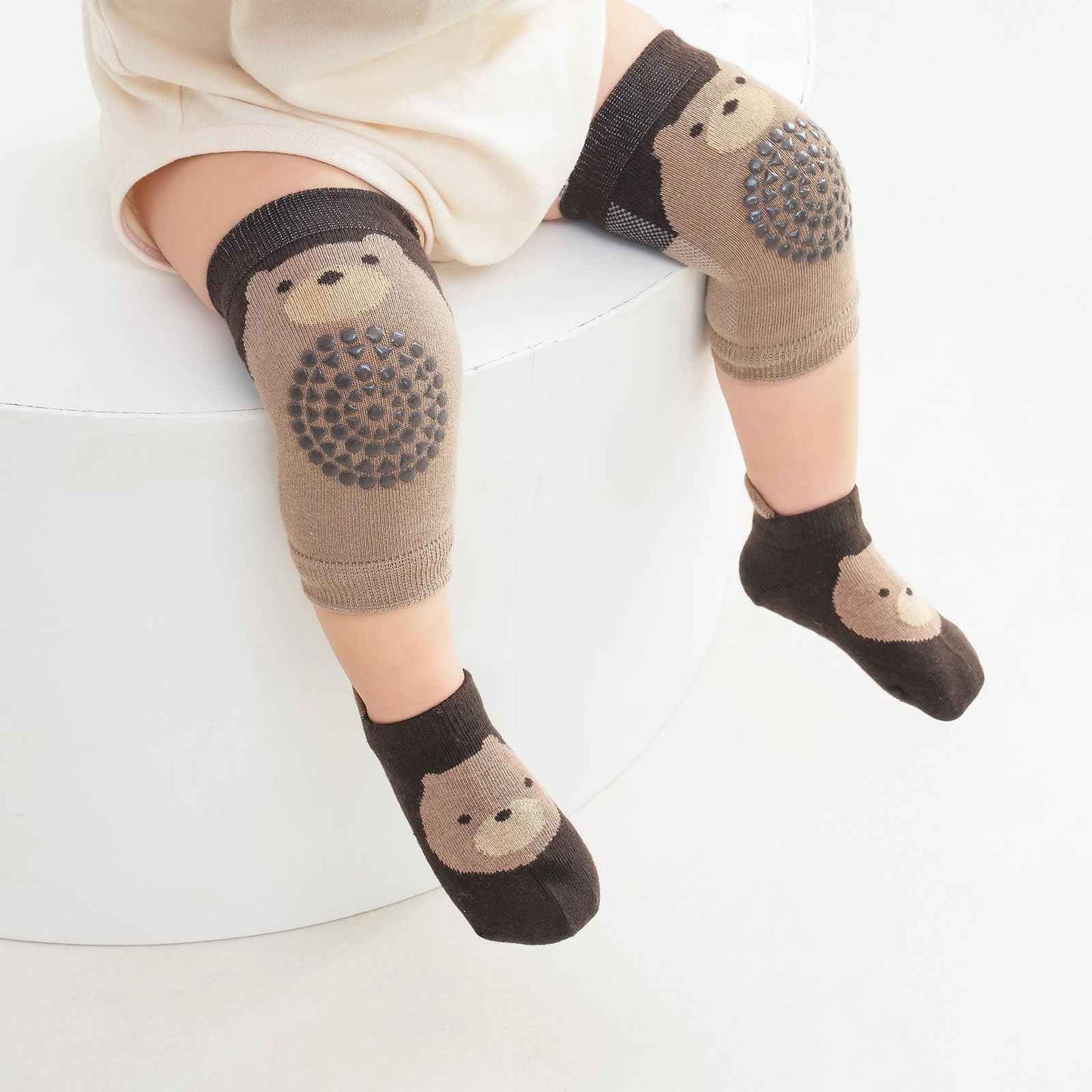 3 Paar Baby Knieschoner und 3 Paar Baby Socken Baby Krabbeln set, Anti Rutsch mit Gummipunkte Krabbelschoner Stulpen Knieschützer für Kleinkinder 0-12 Monate