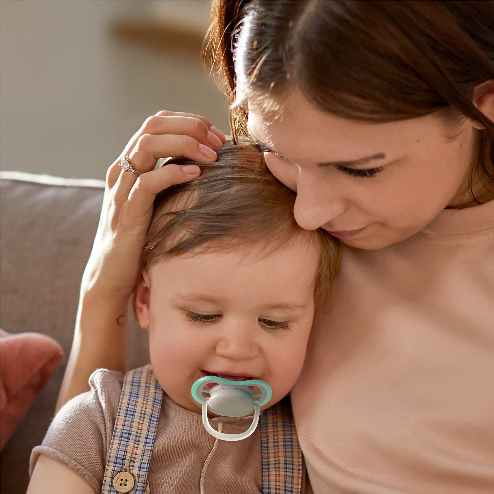 Philips Avent Packung mit 4 leichten, atmungsaktiven Ultra Air Schnullern: 2 leuchtende Schnuller und 2 Tagesschnuller, 18M+ (Modell SCF349/43) - Meloni2