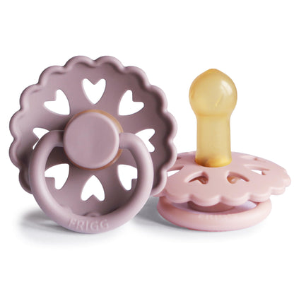 FRIGG Fairytale Schnuller 2 Packung | Latex Schnuller | BPA-Frei | Hergestellt in Dänemark | Symmetrischer Sauger in Kirschform (Twilight Mauve/Primrose, Größe 1 (0-6 Monate))
