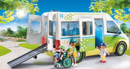 PLAYMOBIL City Life 71329 Schulbus, Großer Schulbus mit Schiebetür, Faltbare Rampe für den Rollstuhl und Platz für 5 Figuren, Spielzeug für Kinder ab 4 Jahren