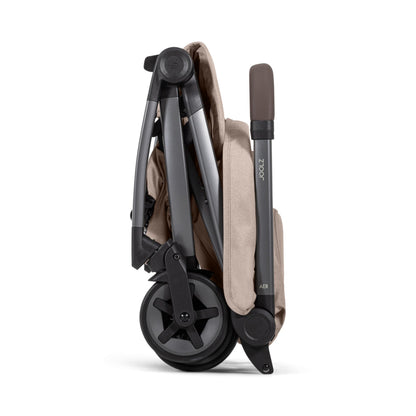 Joolz Aer2 Reise-Kinderwagen – Kompakter Reisebuggy für Babys und Kleinkinder, Einhand-Faltung, Liegefunktion & UPF 50+ Sonnendach, Flugzeug Handgepäck tauglich, ideal für Reisen (Space Black)