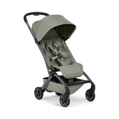 Joolz Aer2 Reise-Kinderwagen – Kompakter Reisebuggy für Babys und Kleinkinder, Einhand-Faltung, Liegefunktion & UPF 50+ Sonnendach, Flugzeug Handgepäck tauglich, ideal für Reisen (Space Black)