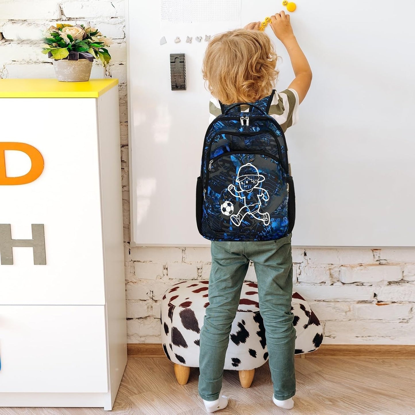 Kinderrucksack Jungen Kinder Rucksack Tagesrucksack Vorschulrucksack Kindergartentasche Schulrucksack für Schule Kita 38cm 3-8Y