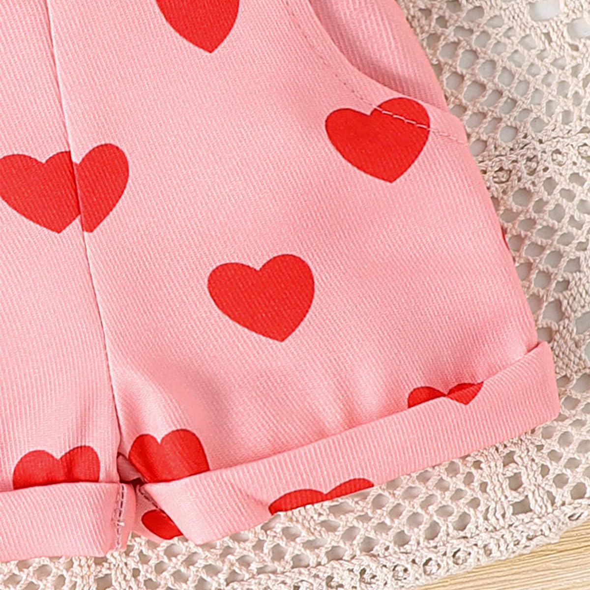Baby Mädchen Sommer Outfits Rüschen Kurzarm Ripptop+ Blumen/Herzmuster Overalls Shorts Mit Tasche Süßes 2-Teiliges Kleidungsset