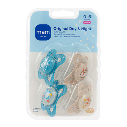 MAM Original Day & Night Matt Schnuller | 0-6 Monate | Schnuller für Neugeborene | 94% Akzeptanz | beugt Zahnfehlstellungen vor | mit Zahnmedizinern entwickelt | SkinSoft Silikon | Bär/Hase | 4 Stück