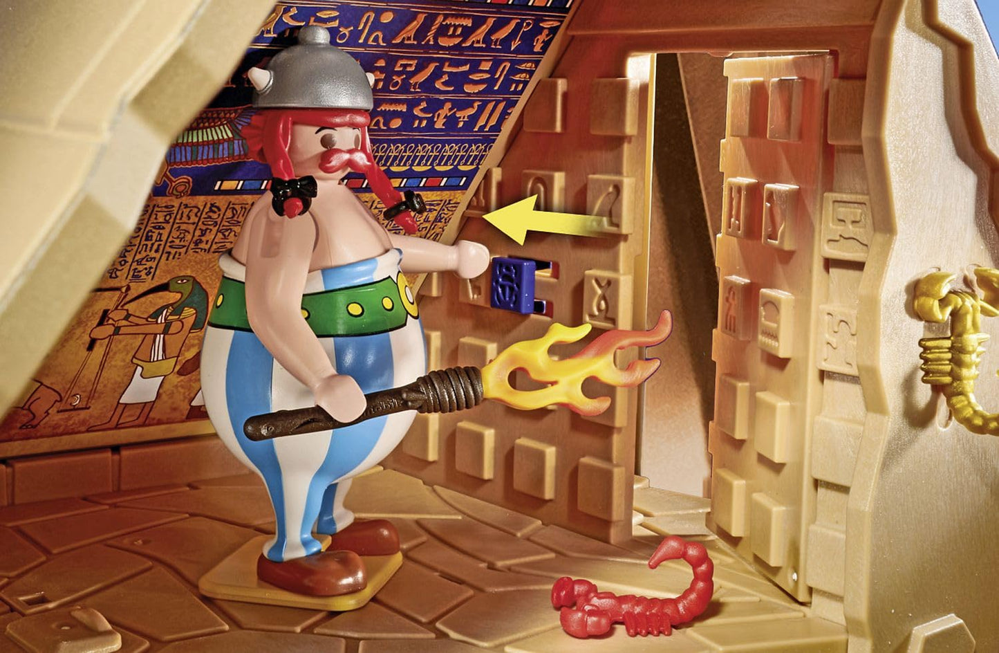 PLAYMOBIL Asterix 71542 Roman Camp, Exciting Conquest of the Camp by the Gauls, Includes Magic Potion for More Body Strength, Detailed Toy for Children from 5 Years