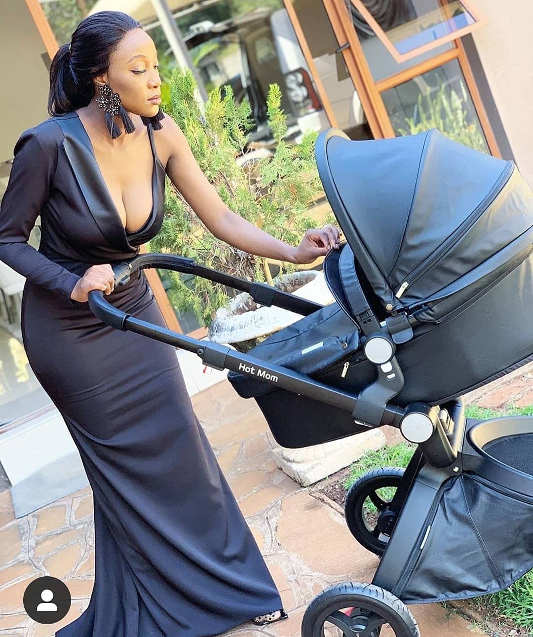 Hot Mom Kinderwagen 3in1 Set Klassik Kombikinderwagen, Modell F22 mit Alu-Rahmen/Vollgummireifen (Schwarz)